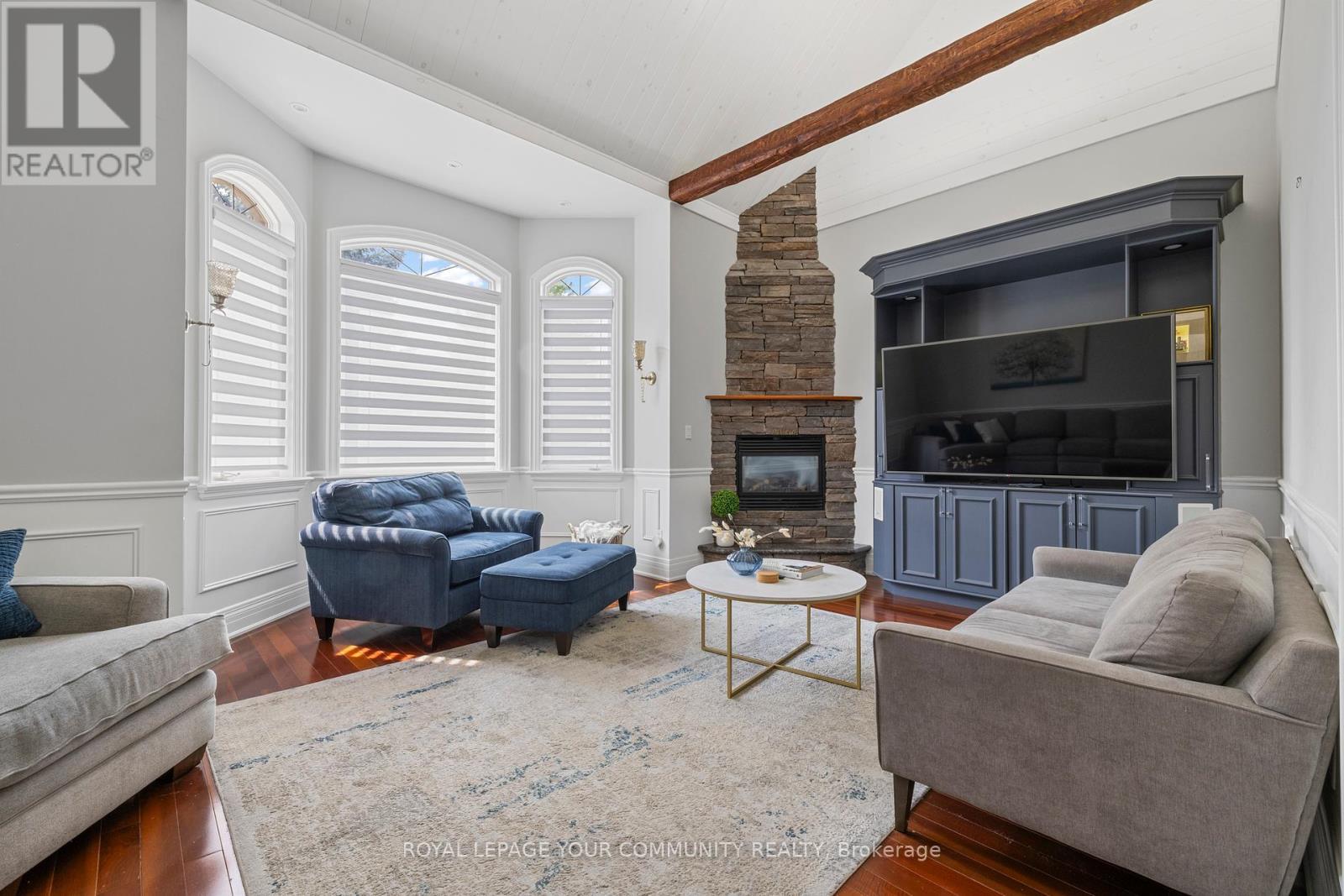 












294 SUNSET BEACH ROAD

,
Richmond Hill,




Ontario
L4E3H2

