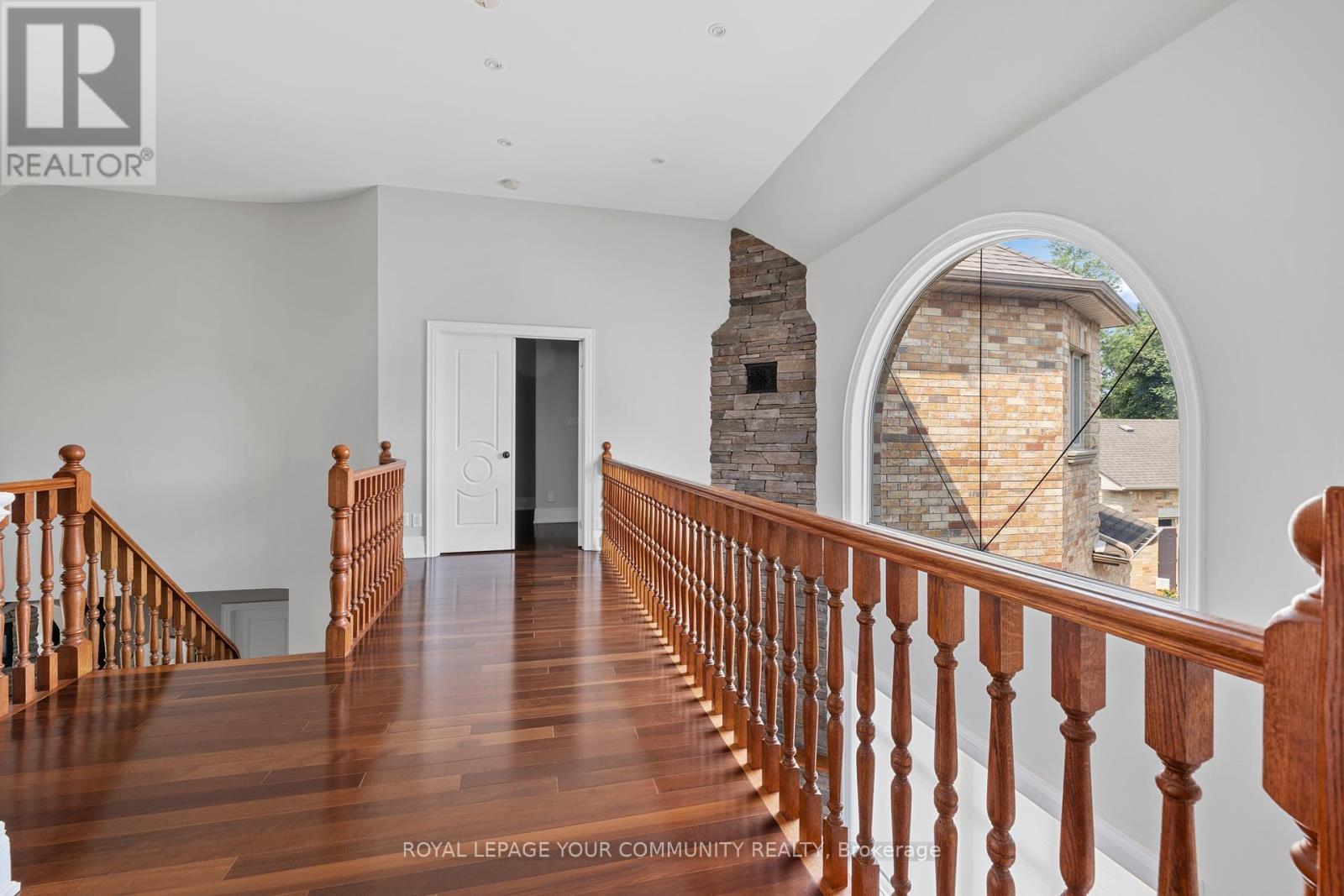 












294 SUNSET BEACH ROAD

,
Richmond Hill,




Ontario
L4E3H2

