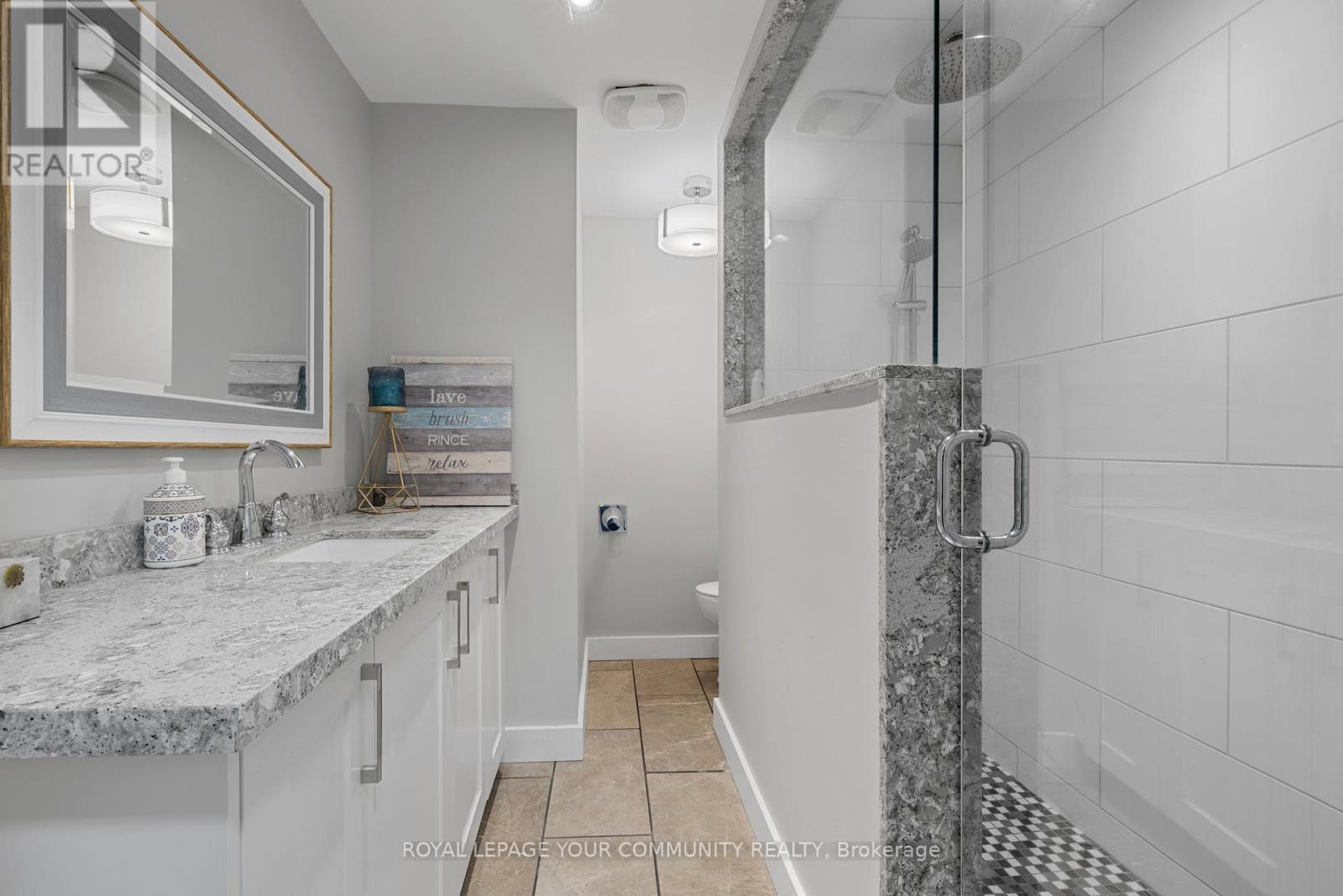 












294 SUNSET BEACH ROAD

,
Richmond Hill,




Ontario
L4E3H2

