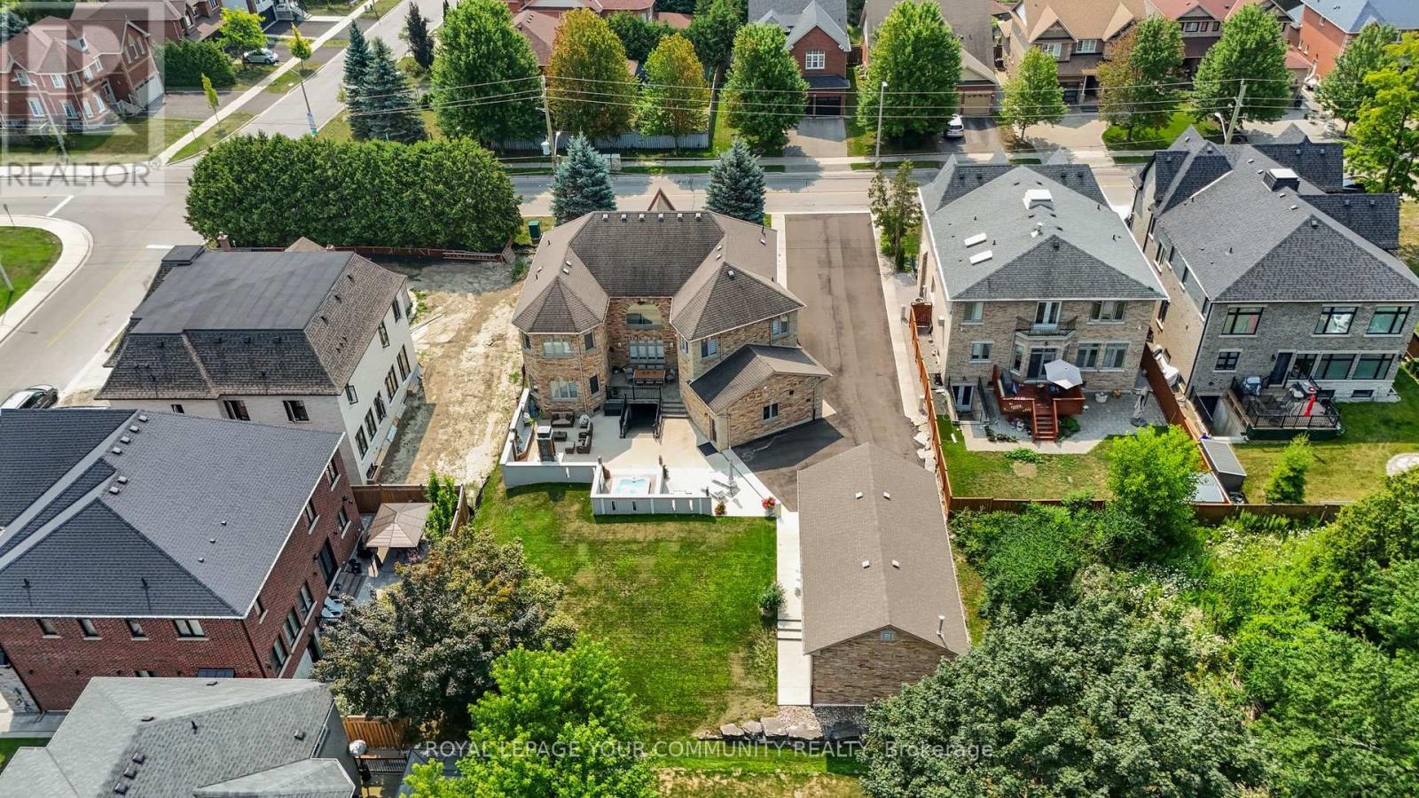 












294 SUNSET BEACH ROAD

,
Richmond Hill,




Ontario
L4E3H2

