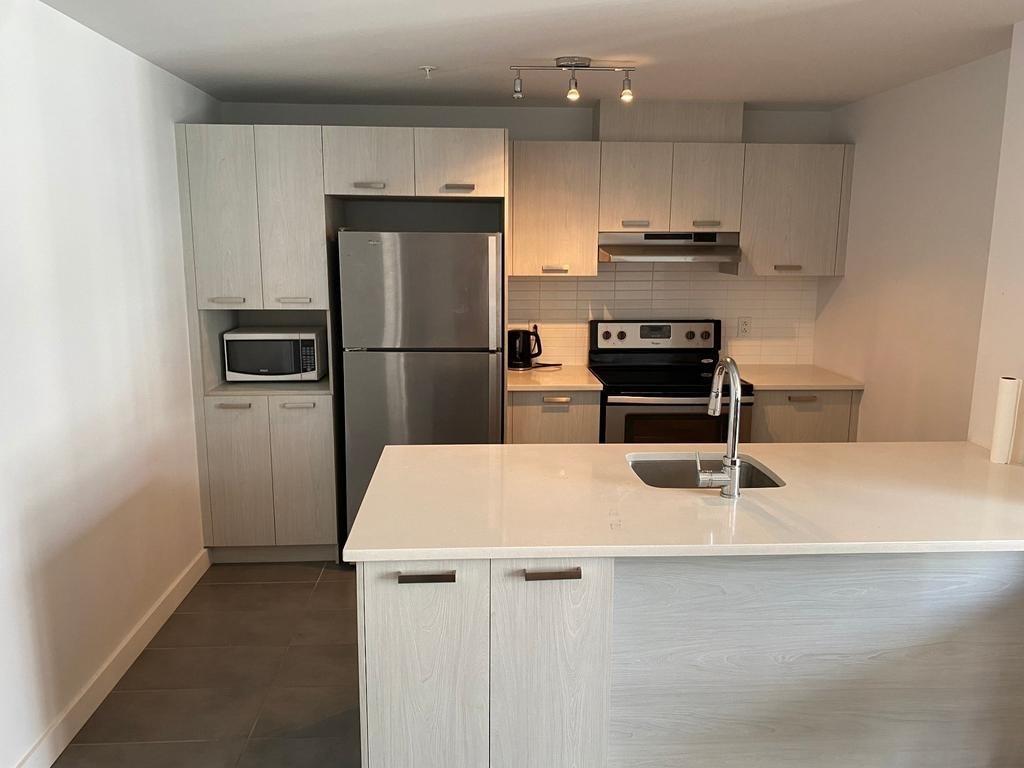 









7051


Rue Allard

, 1103,
Montréal (LaSalle),




QC
H8N0E2

