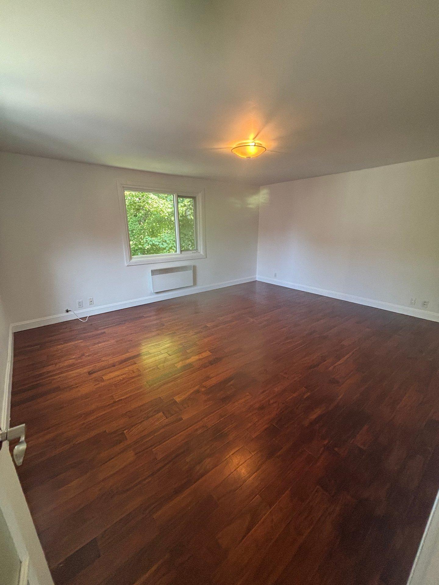 









1922


Rue de Bergerville

,
Québec (Sainte-Foy/Sillery/Cap-Rouge),




QC
G1S1J8

