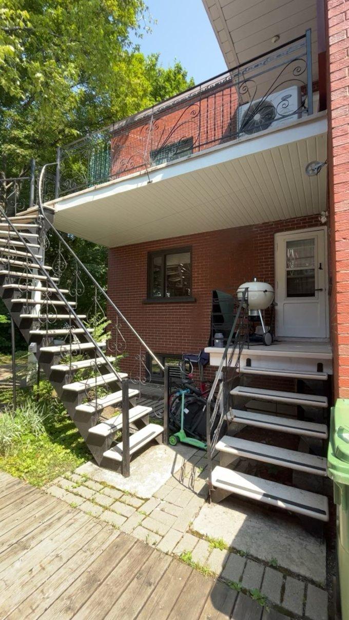 









1924

 - 1926


Rue de Bergerville

,
Québec (Sainte-Foy/Sillery/Cap-Rouge),




QC
G1S1J8

