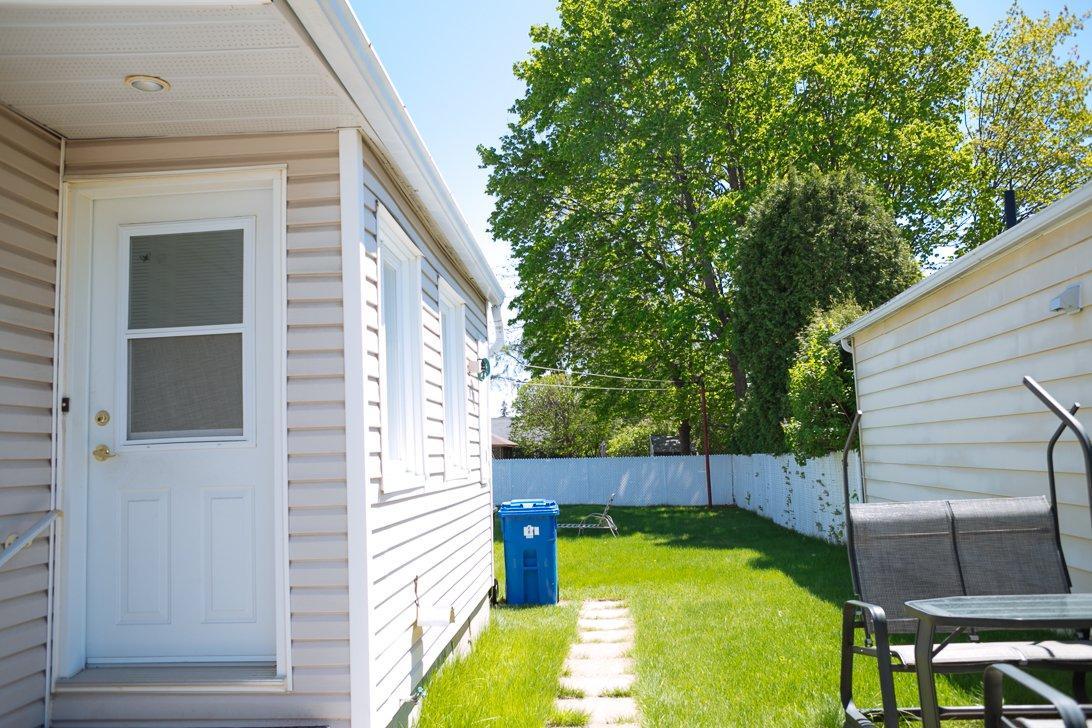 









965


Rue Père-Marquette

,
Trois-Rivières,




QC
G8Z3M2

