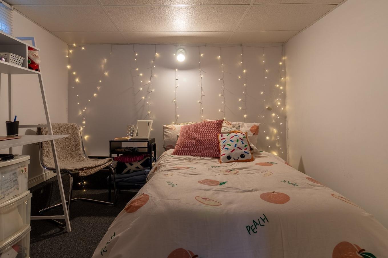 









965


Rue Père-Marquette

,
Trois-Rivières,




QC
G8Z3M2

