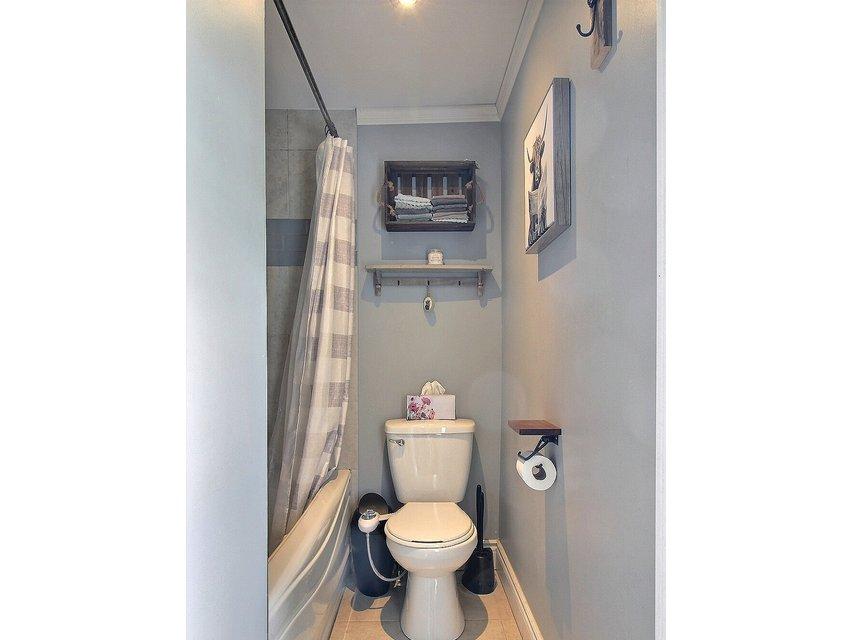 









182


Rue Tyler

,
Ayer's Cliff,




QC
J0B1C0


