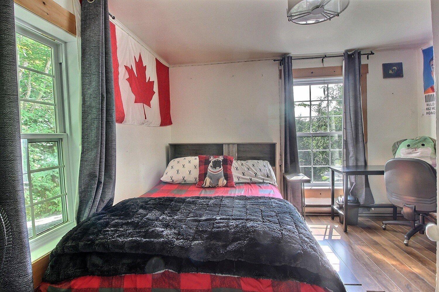 









182


Rue Tyler

,
Ayer's Cliff,




QC
J0B1C0

