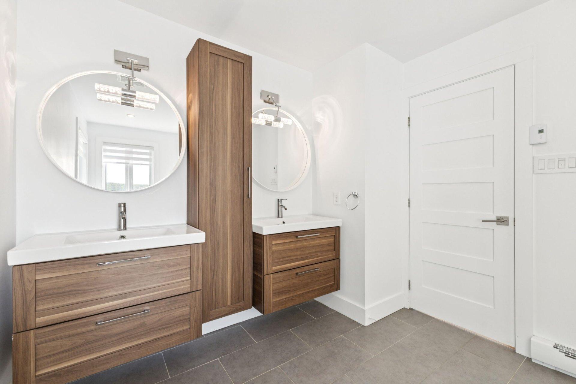 









854


Boul. Hurtubise

,
Gatineau (Gatineau),




QC
J8P1Z6

