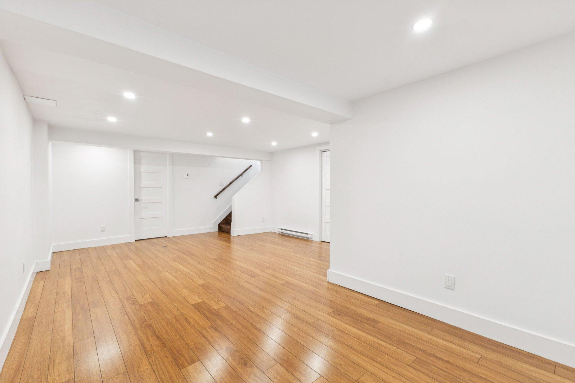 









854


Boul. Hurtubise

,
Gatineau (Gatineau),




QC
J8P1Z6

