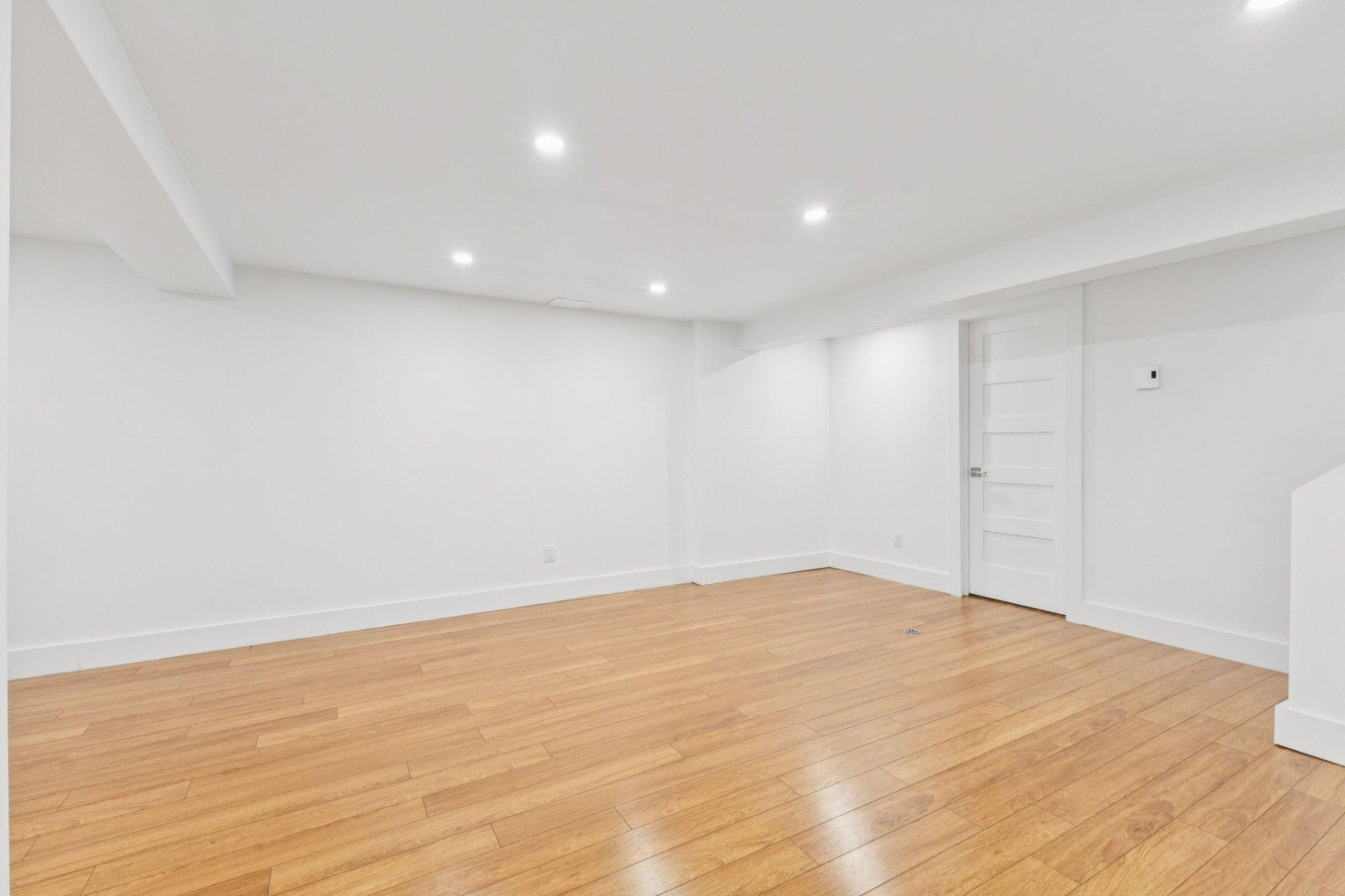 









854


Boul. Hurtubise

,
Gatineau (Gatineau),




QC
J8P1Z6

