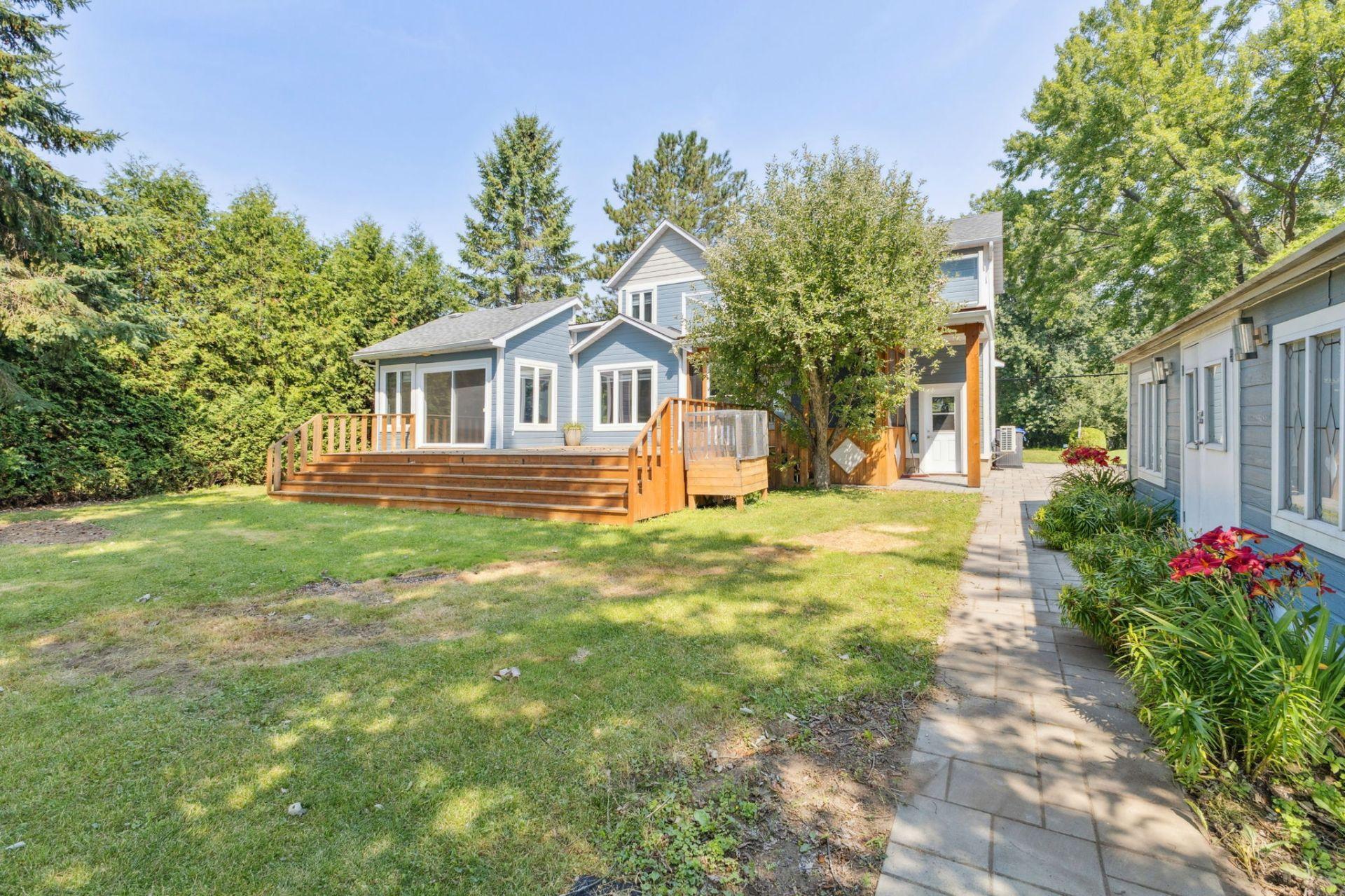 









854


Boul. Hurtubise

,
Gatineau (Gatineau),




QC
J8P1Z6

