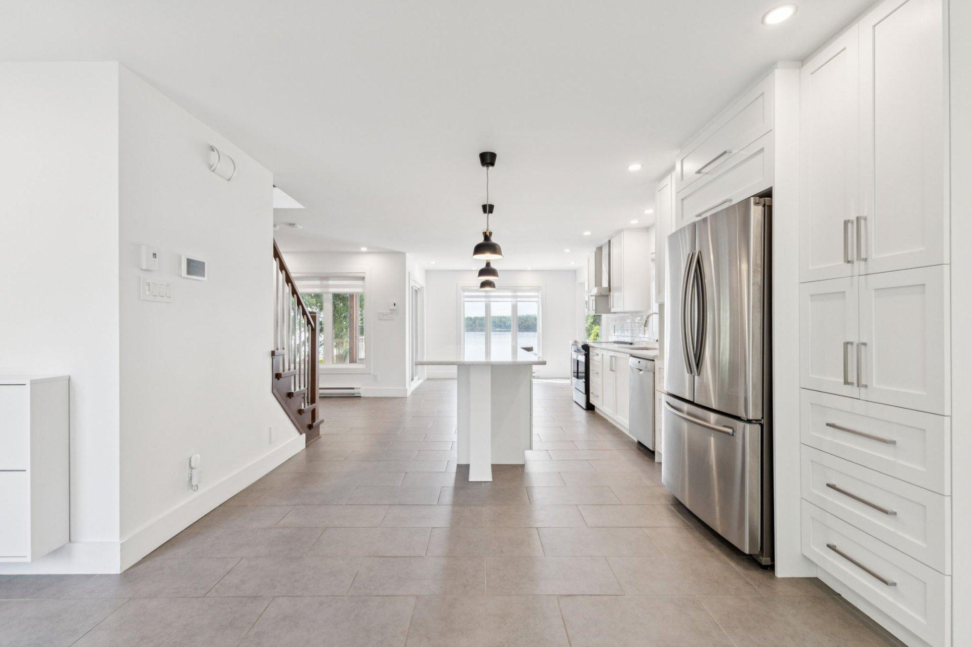 









854


Boul. Hurtubise

,
Gatineau (Gatineau),




QC
J8P1Z6

