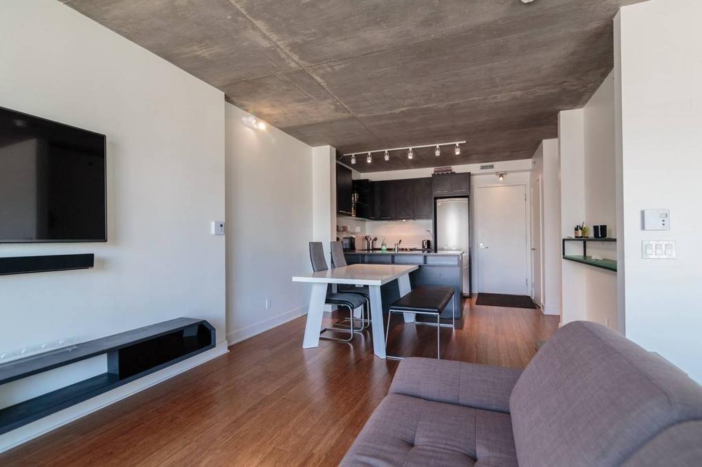 









1414


Rue Chomedey

, 906,
Montréal (Ville-Marie),




QC
H3H0A2


