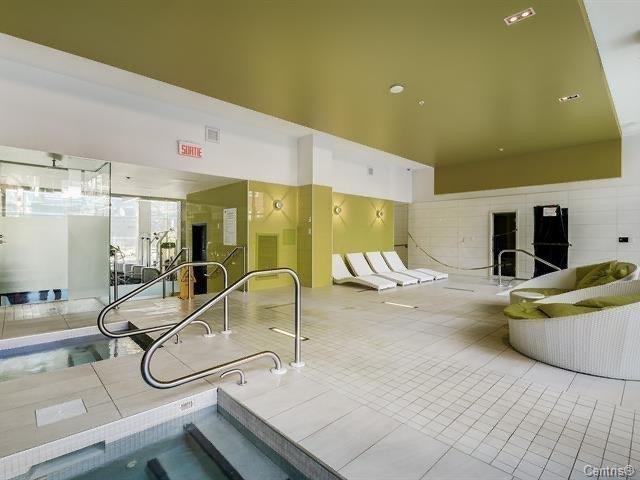 









1414


Rue Chomedey

, 906,
Montréal (Ville-Marie),




QC
H3H0A2

