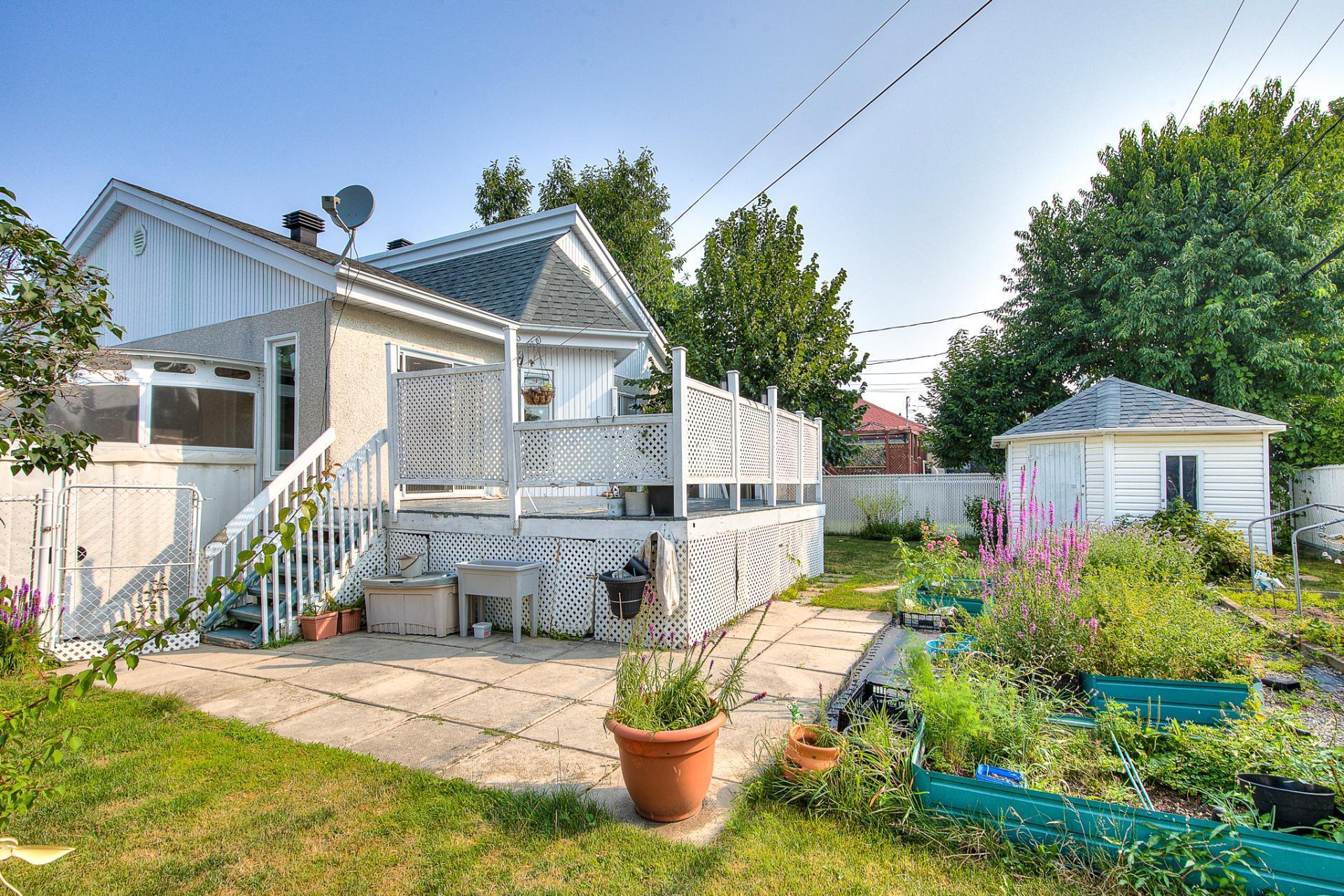 









55


Rue Perras

,
La Prairie,




QC
J5R5Y4

