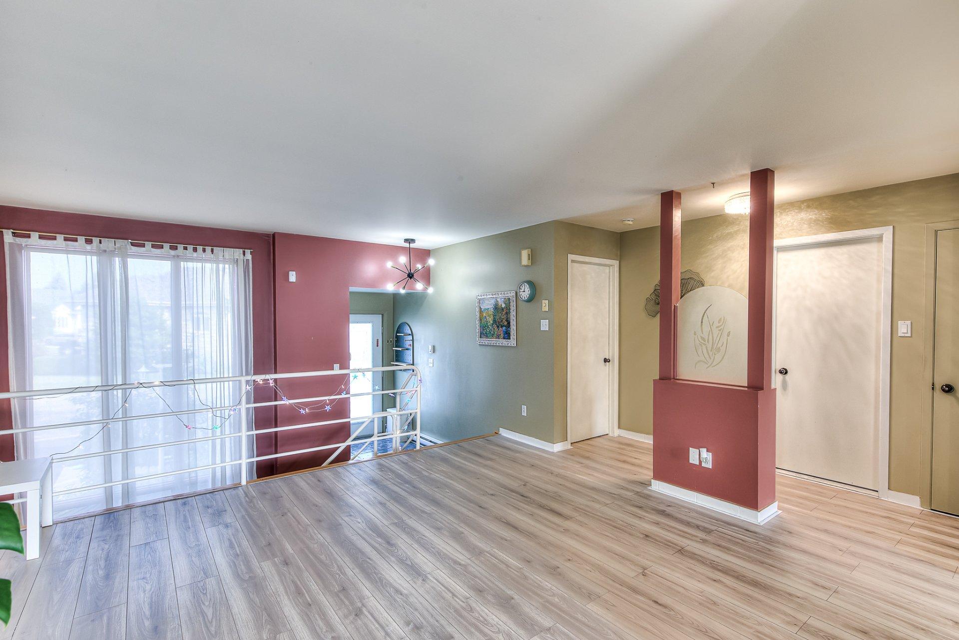 









55


Rue Perras

,
La Prairie,




QC
J5R5Y4

