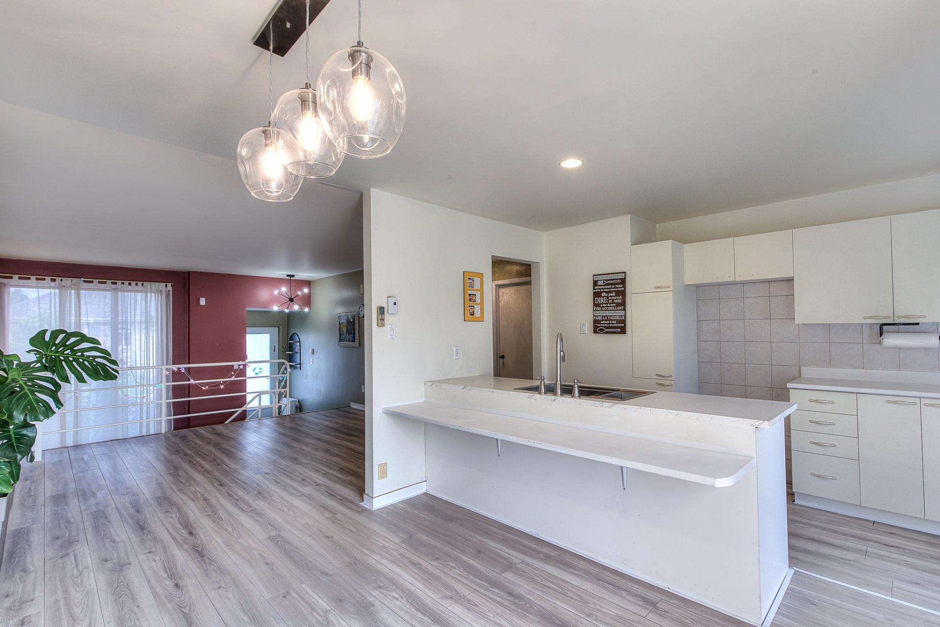 









55


Rue Perras

,
La Prairie,




QC
J5R5Y4

