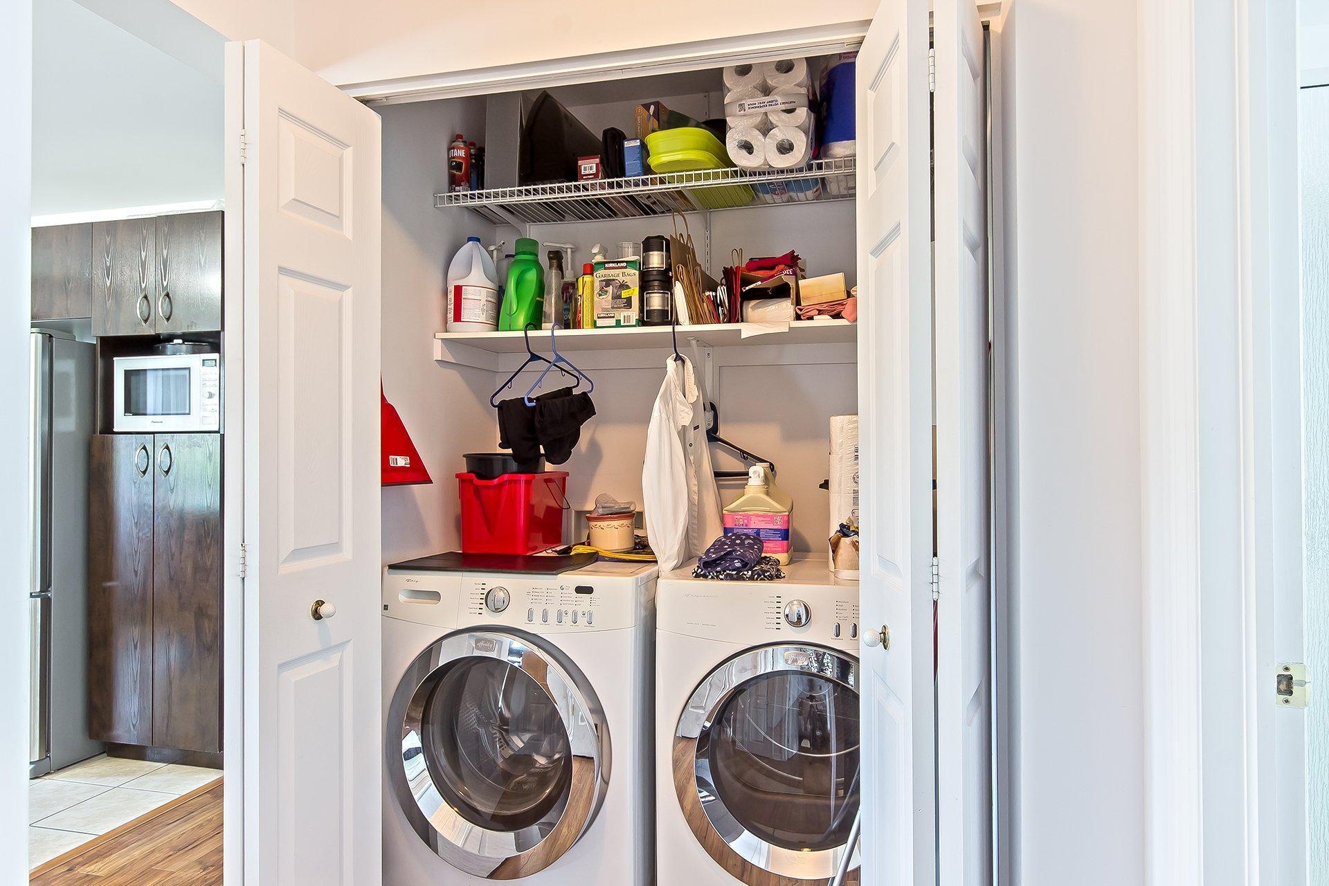









26


Rue Décosse

,
Gatineau (Hull),




QC
J8Z1E6

