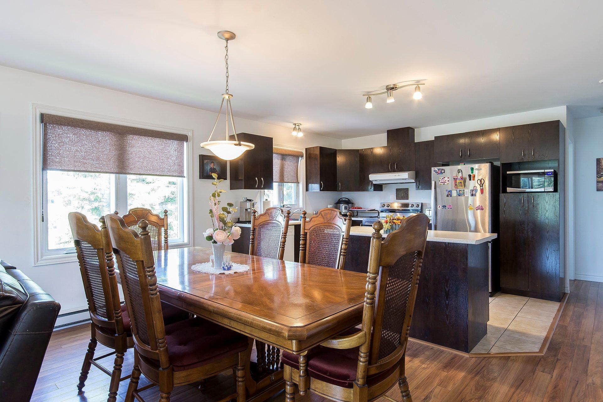









26


Rue Décosse

,
Gatineau (Hull),




QC
J8Z1E6

