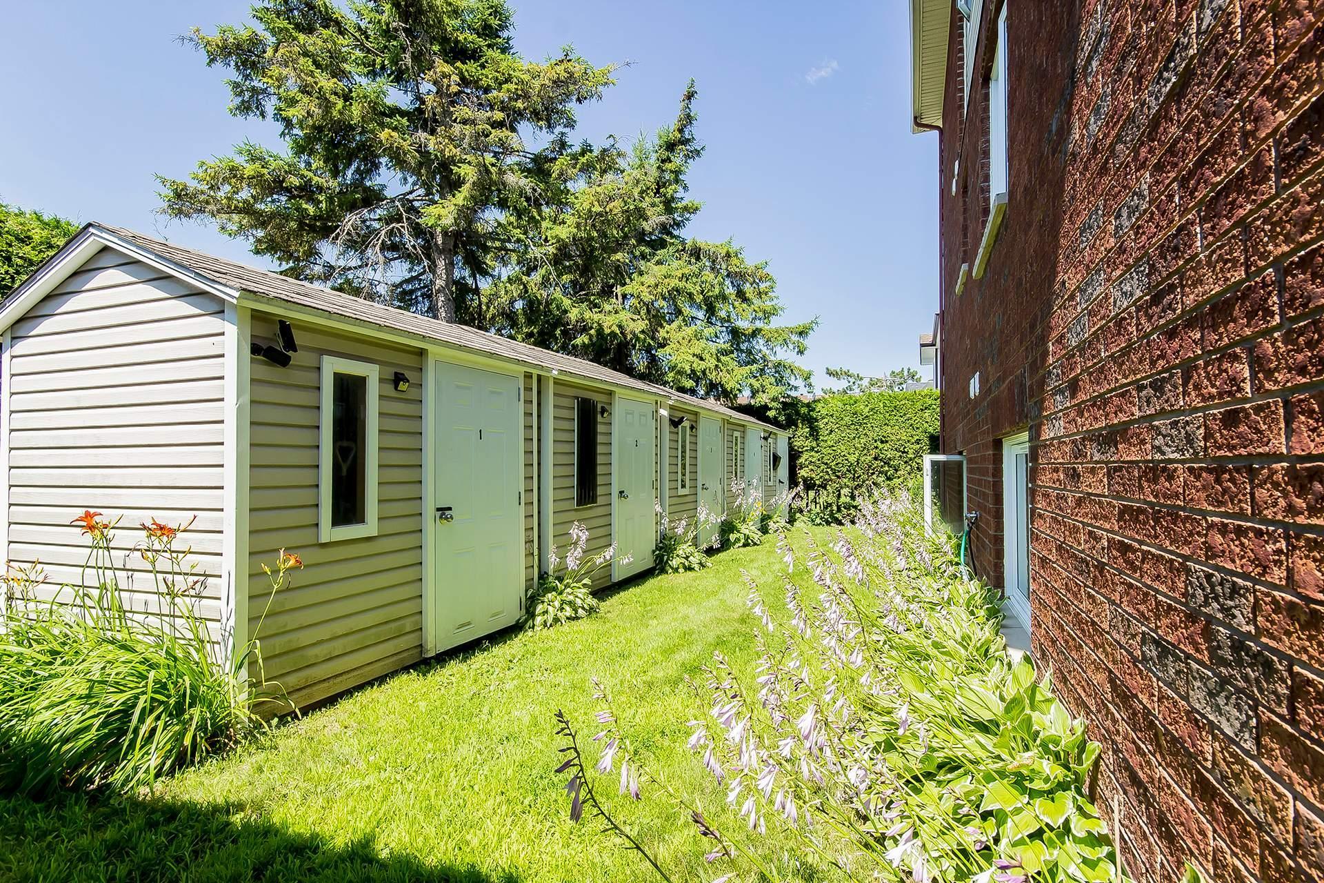 









26


Rue Décosse

,
Gatineau (Hull),




QC
J8Z1E6

