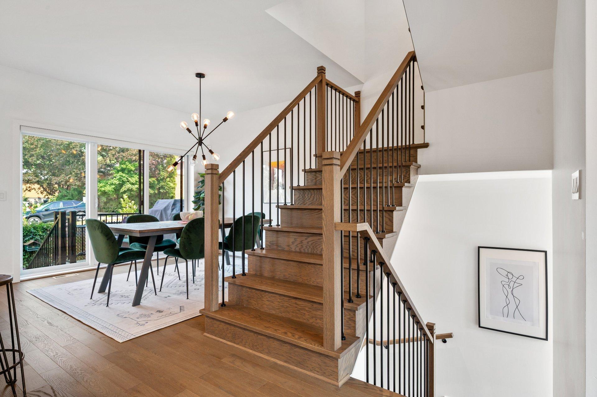 









494


Rue Des Groseilliers

,
Otterburn Park,




QC
J3H0J5

