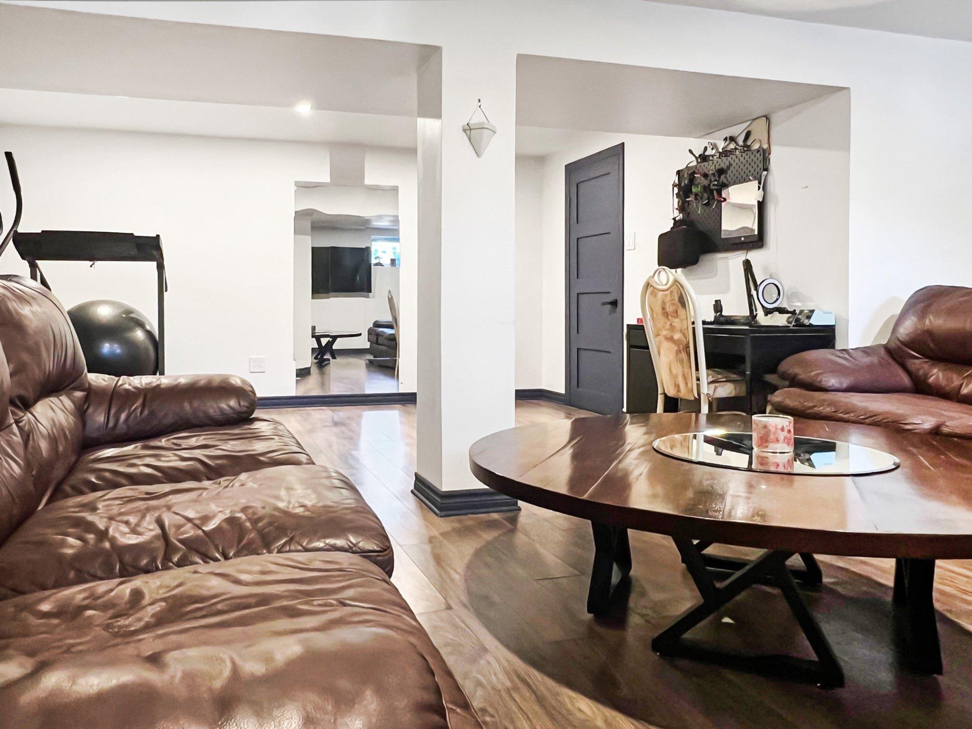 









12483


Rue Granger

,
Montréal (Pierrefonds-Roxboro),




QC
H8Z1V4

