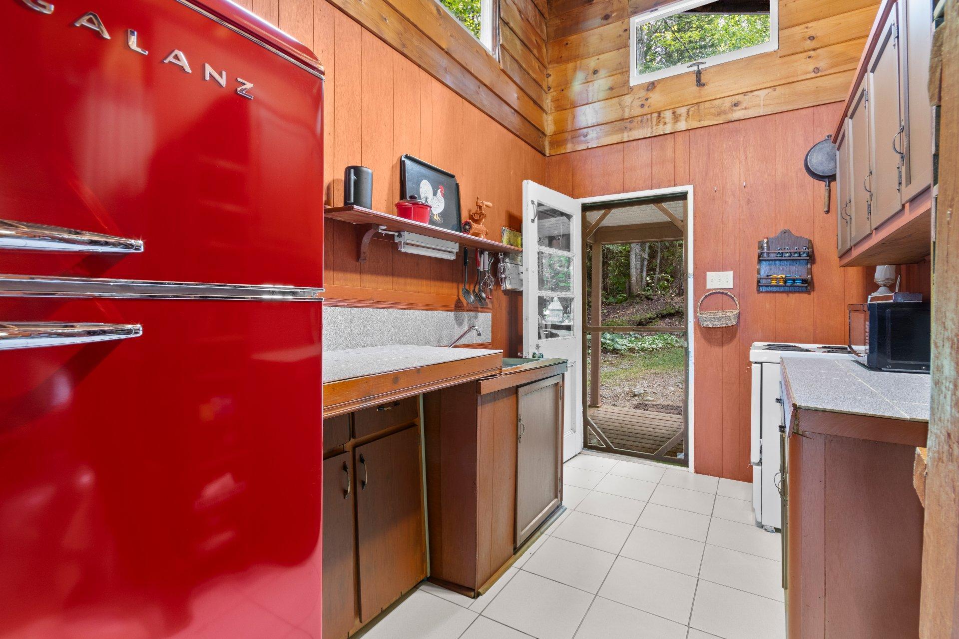









123


Desc. des Cèdres

,
Lantier,




QC
J0T1V0

