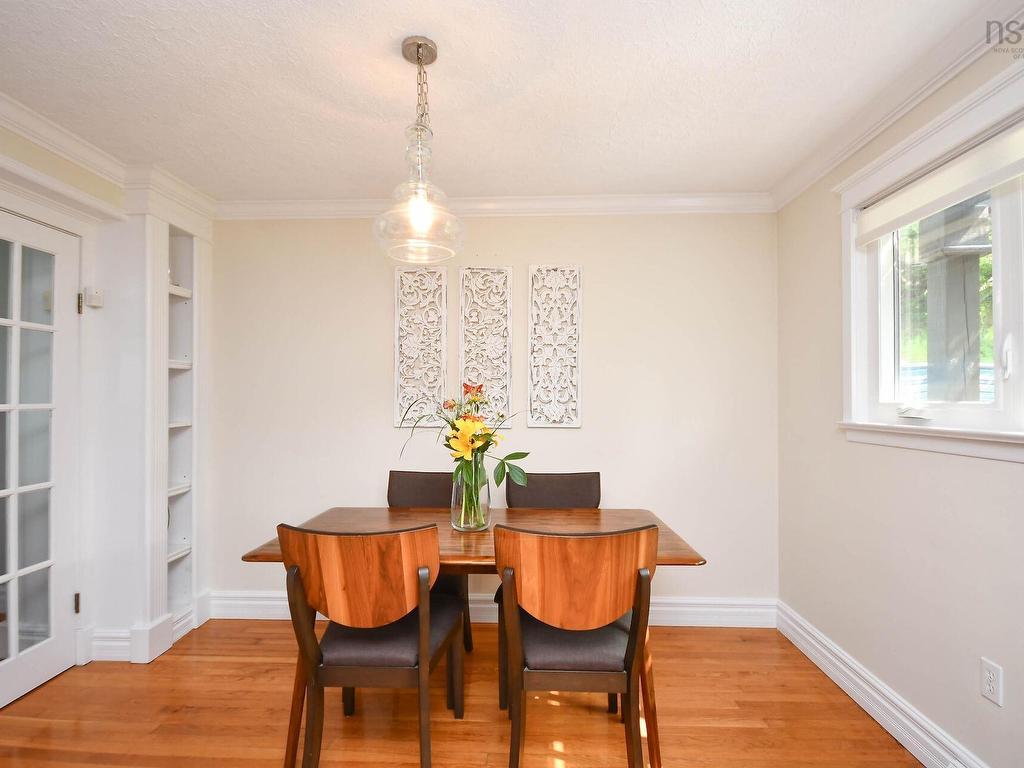 












27 Dartmoor Crescent

,
Bedford,




NS
B4A 2K6

