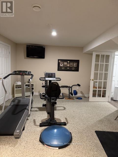 












11 CAWKERS COVE ROAD

,
Scugog (Port Perry),




Ontario
L9L1P4

