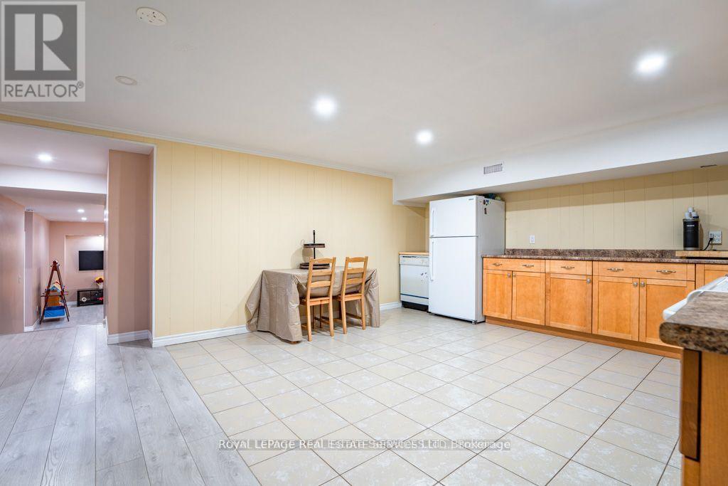 












9630 WELLINGTON ROAD 42

,
Erin,







Ontario
L7G4S8

