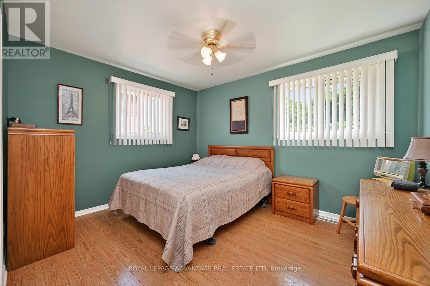 












245 ALLAN STREET

,
Smiths Falls,




Ontario
K7A4M9

