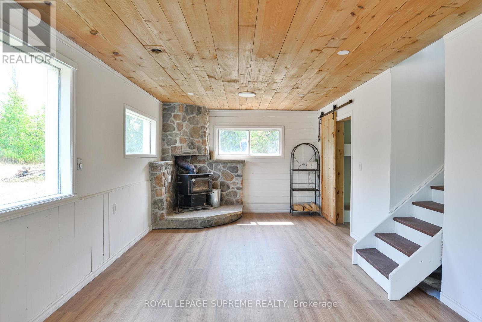 












1157 SYLVAN GLEN DRIVE

,
Ramara,




Ontario
L0K1B0

