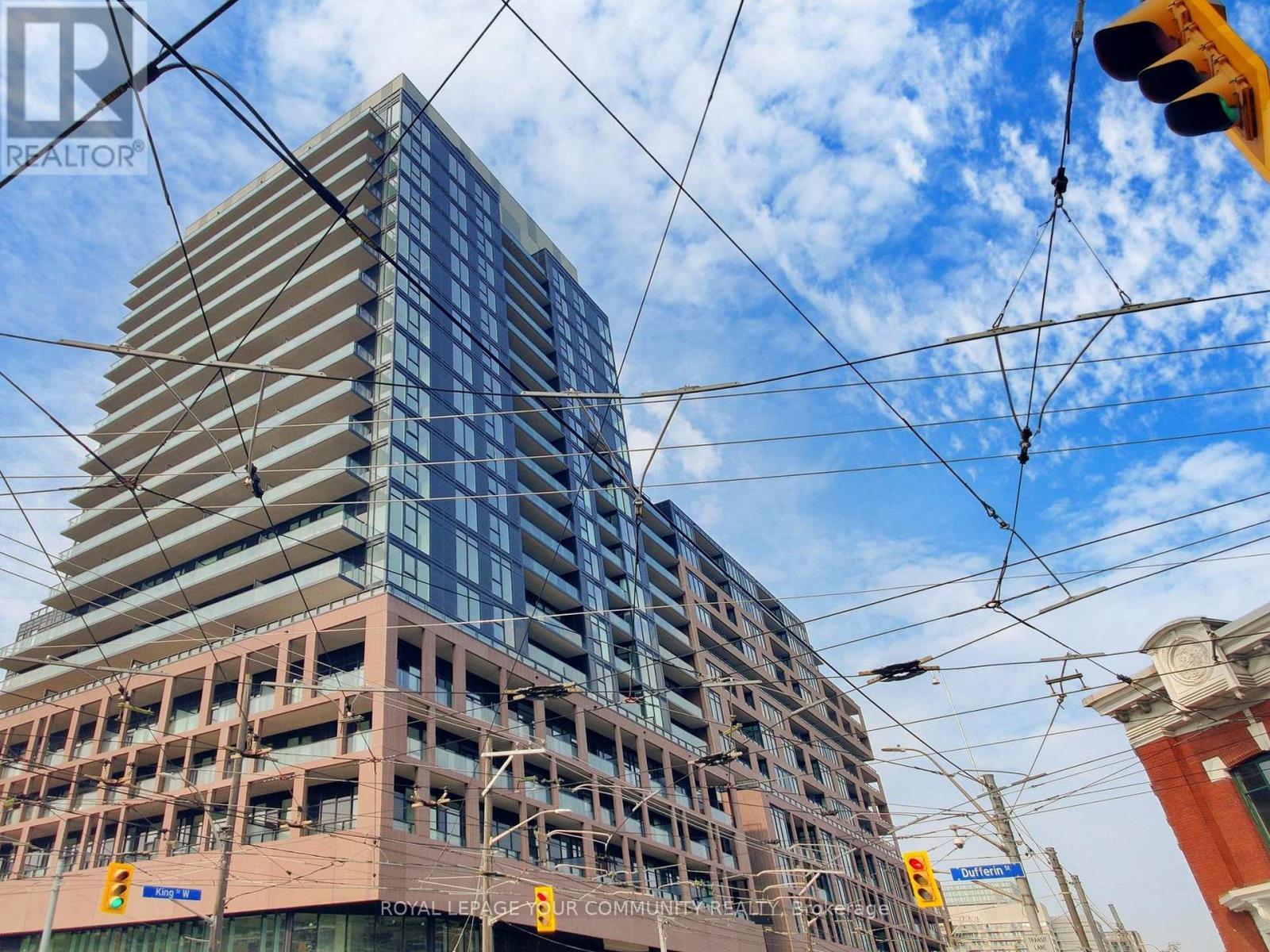 












517 - 285 DUFFERIN STREET

,
Toronto,




Ontario
M6K0J2

