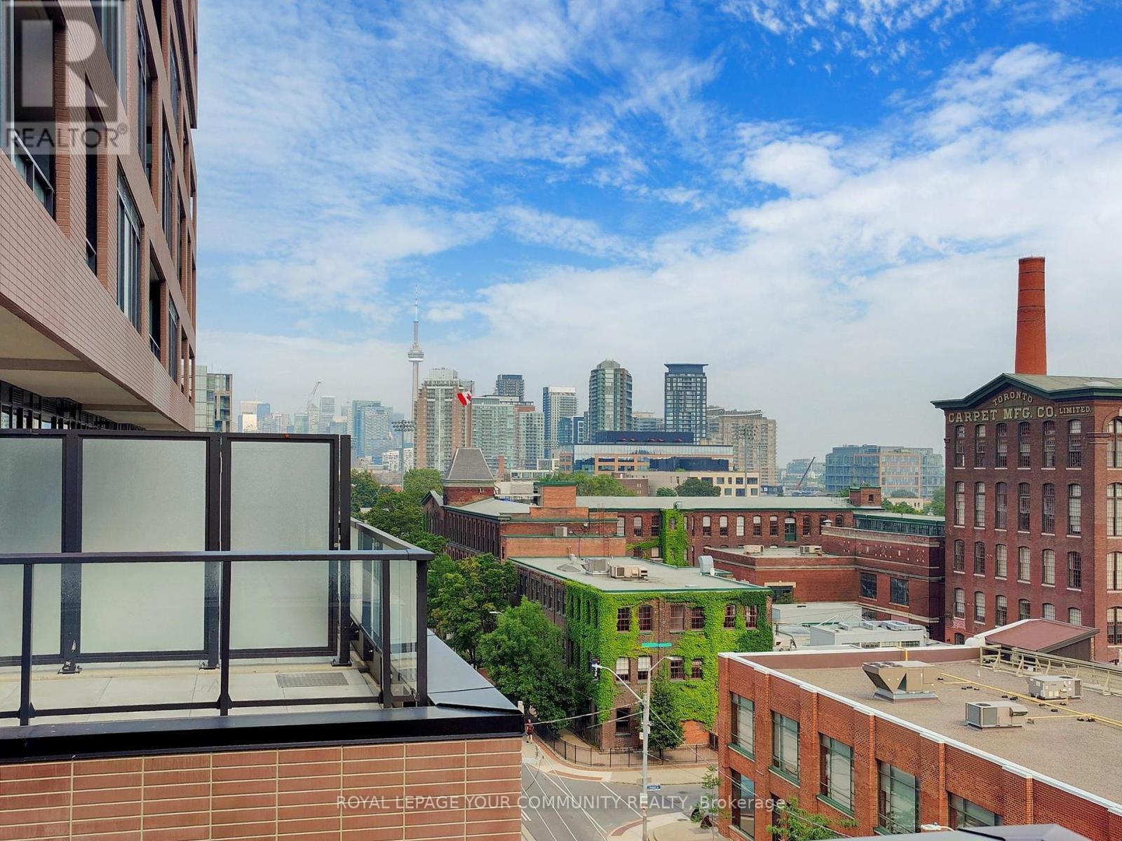 












517 - 285 DUFFERIN STREET

,
Toronto,




Ontario
M6K0J2

