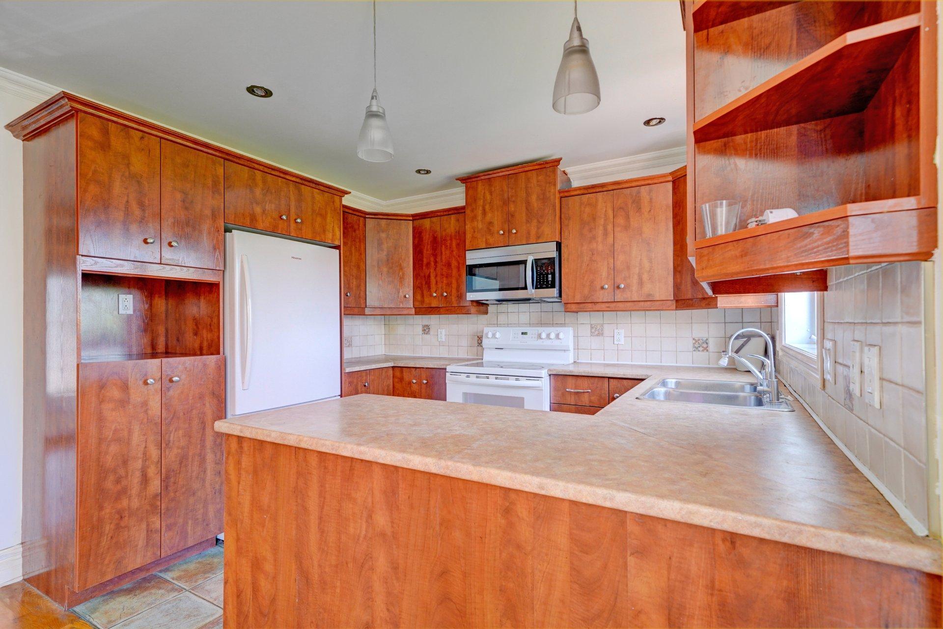 









9181


Crois. Rollin

,
Brossard,




QC
J4X2P7

