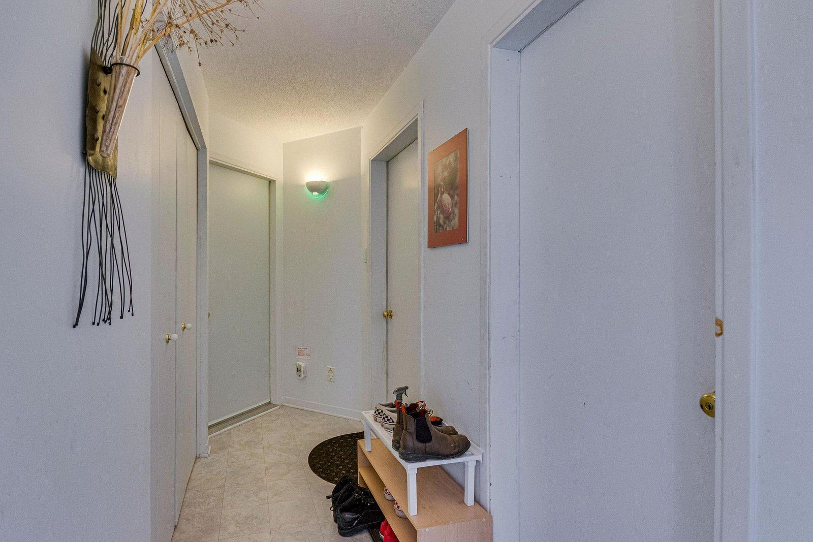 









19


Rue de l'Escalade

,
Gatineau (Hull),




QC
J8Z3N5

