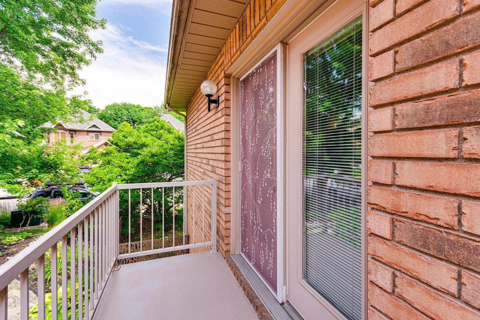 









19


Rue de l'Escalade

,
Gatineau (Hull),




QC
J8Z3N5


