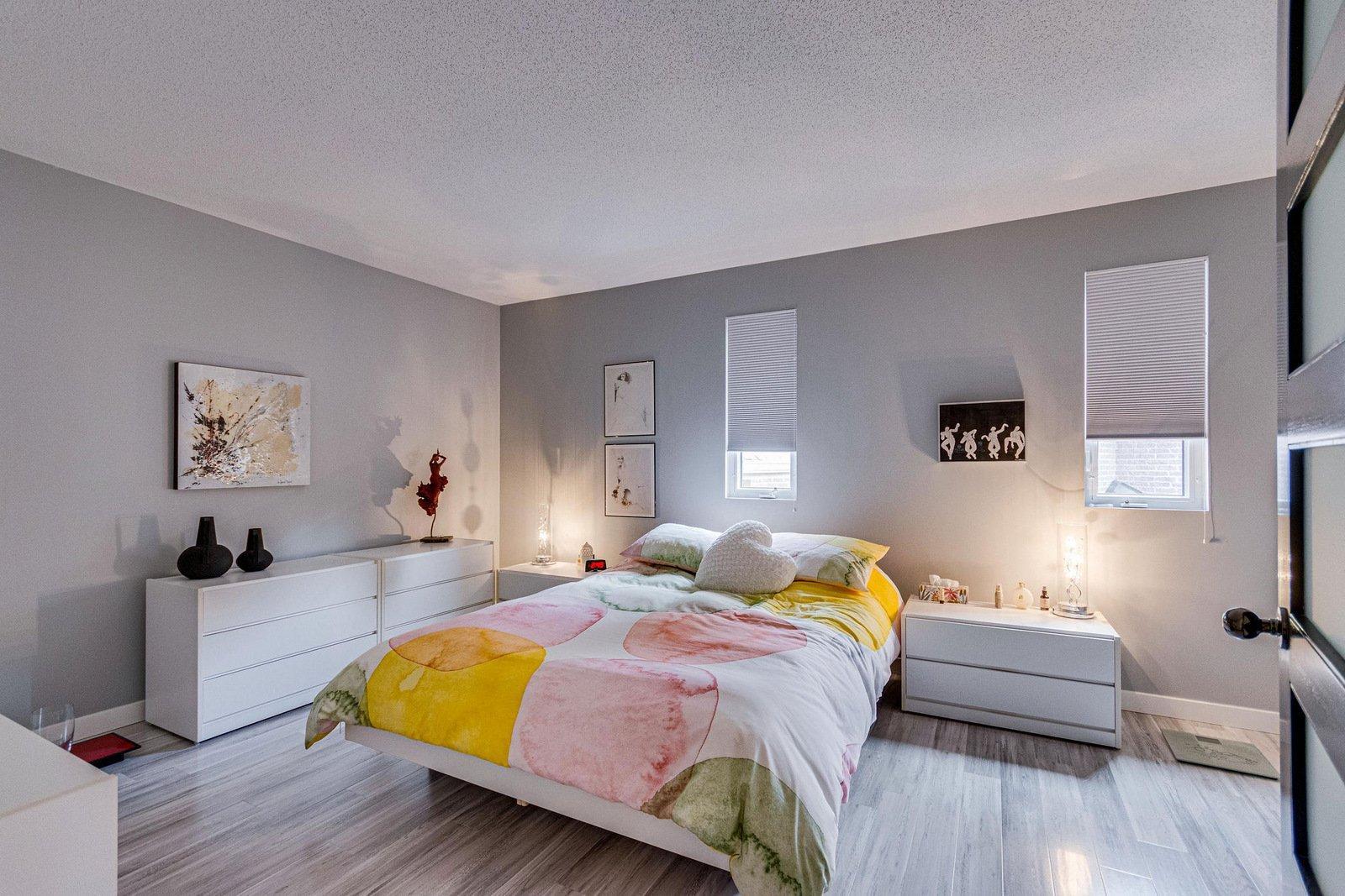 









19


Rue de l'Escalade

,
Gatineau (Hull),




QC
J8Z3N5

