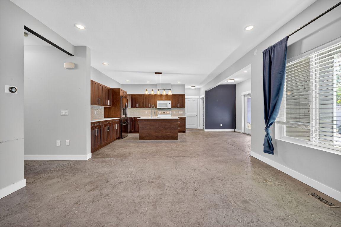 









2043


Elkridge

Drive,
West Kelowna,




BC
V4T 3K1


