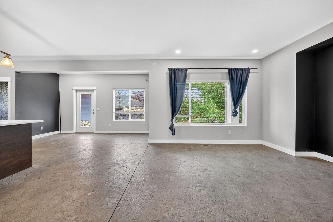 









2043


Elkridge

Drive,
West Kelowna,




BC
V4T 3K1

