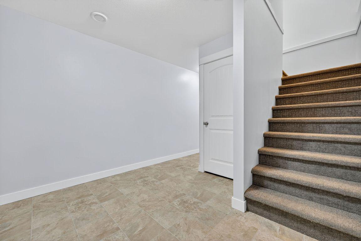 









2043


Elkridge

Drive,
West Kelowna,




BC
V4T 3K1

