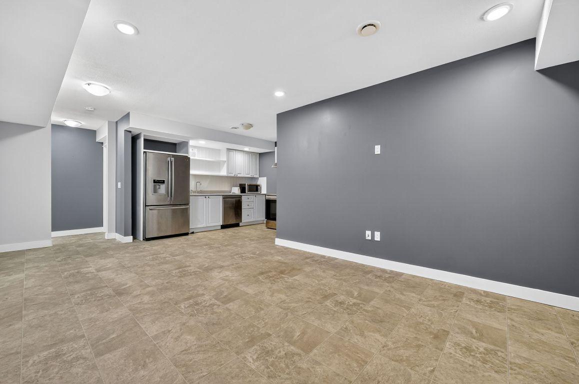 









2043


Elkridge

Drive,
West Kelowna,




BC
V4T 3K1

