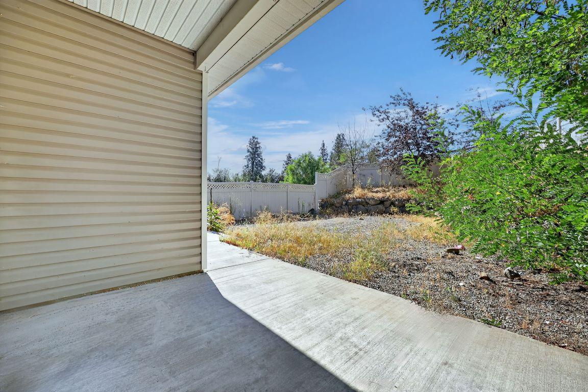 









2043


Elkridge

Drive,
West Kelowna,




BC
V4T 3K1

