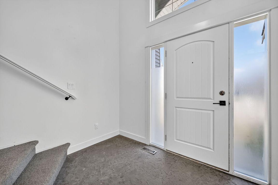 









2043


Elkridge

Drive,
West Kelowna,




BC
V4T 3K1

