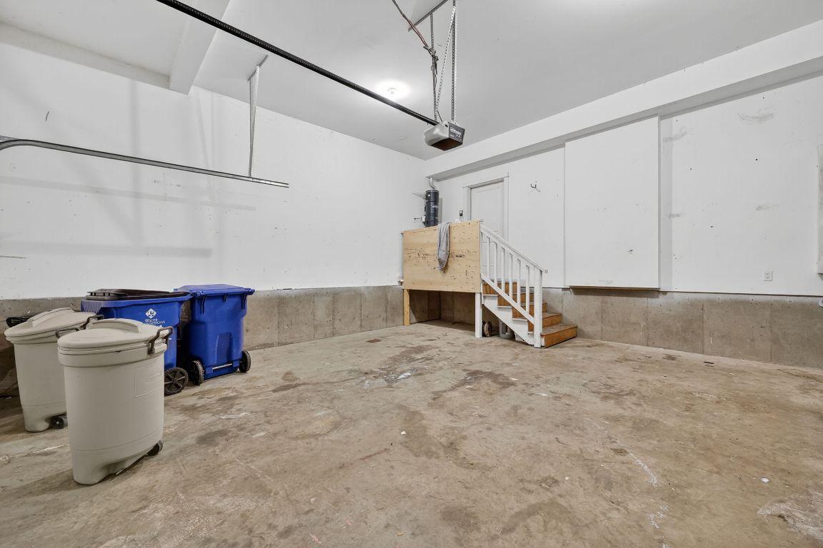 









2043


Elkridge

Drive,
West Kelowna,




BC
V4T 3K1

