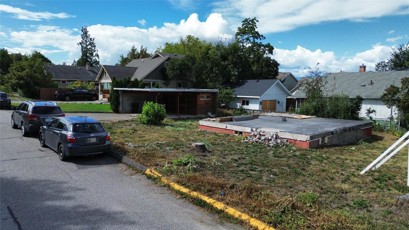 









2500


30

Avenue, Lot 2,
Vernon,







BC
V1T 2B3

