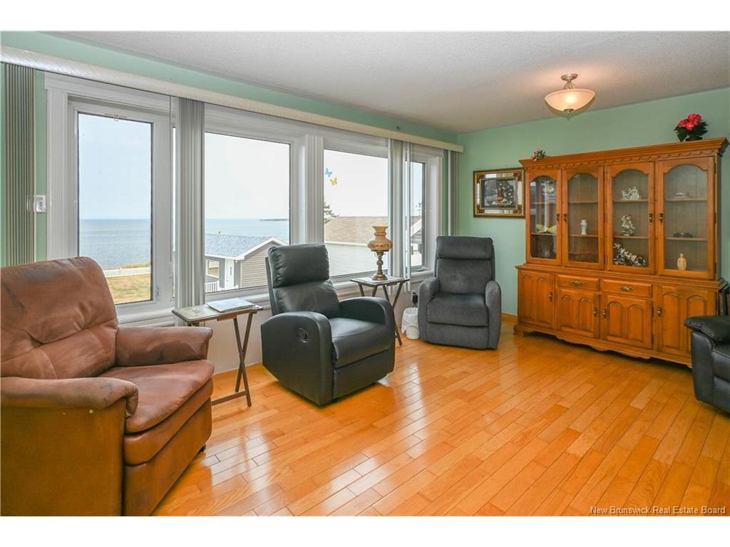 









171


Saint-Pierre E

BLVD,
Caraquet,




NB
E1W 1B1

