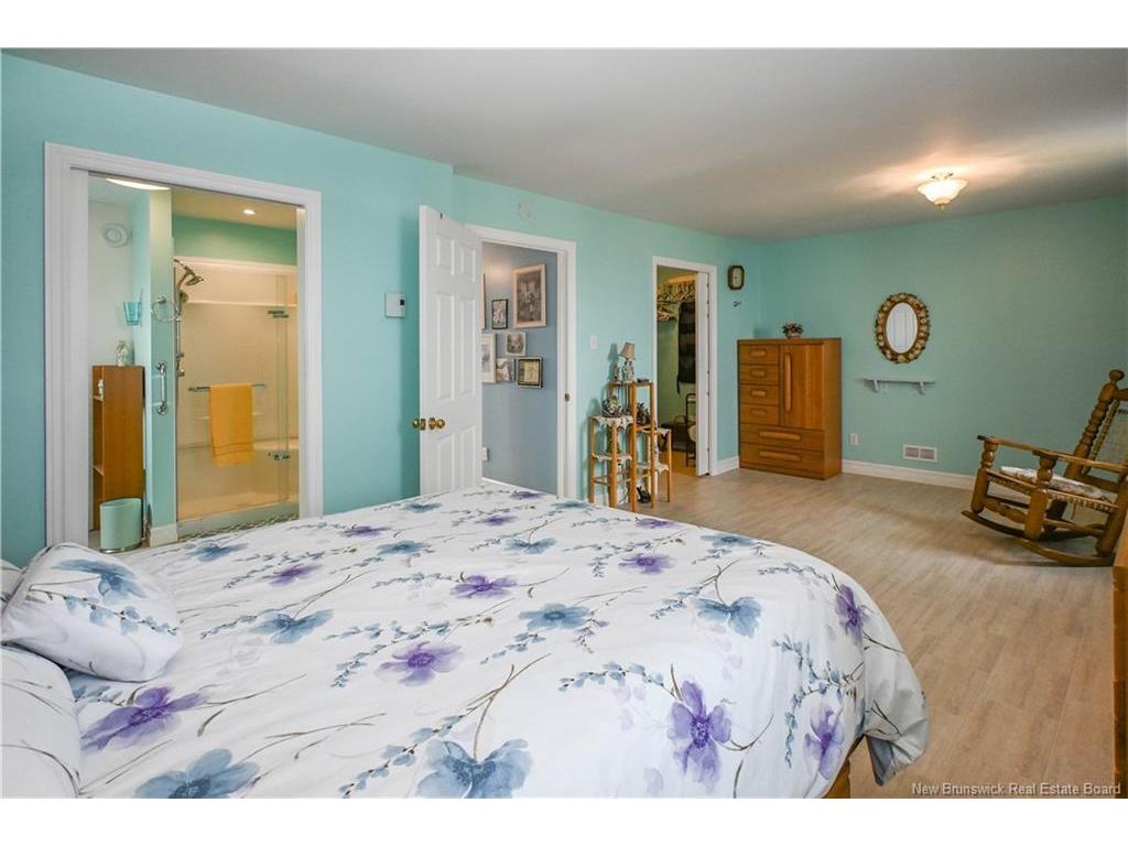 









171


Saint-Pierre E

BLVD,
Caraquet,




NB
E1W 1B1

