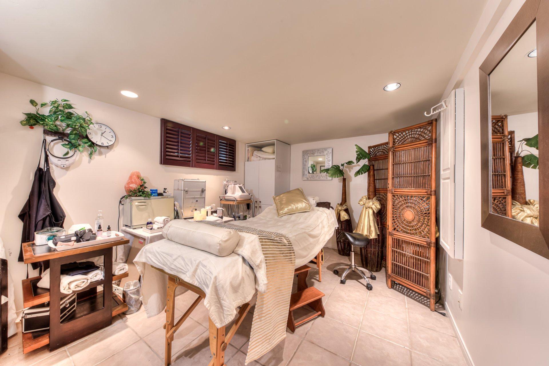 









212


Rue St-François

,
Rigaud,




QC
J0P1P0

