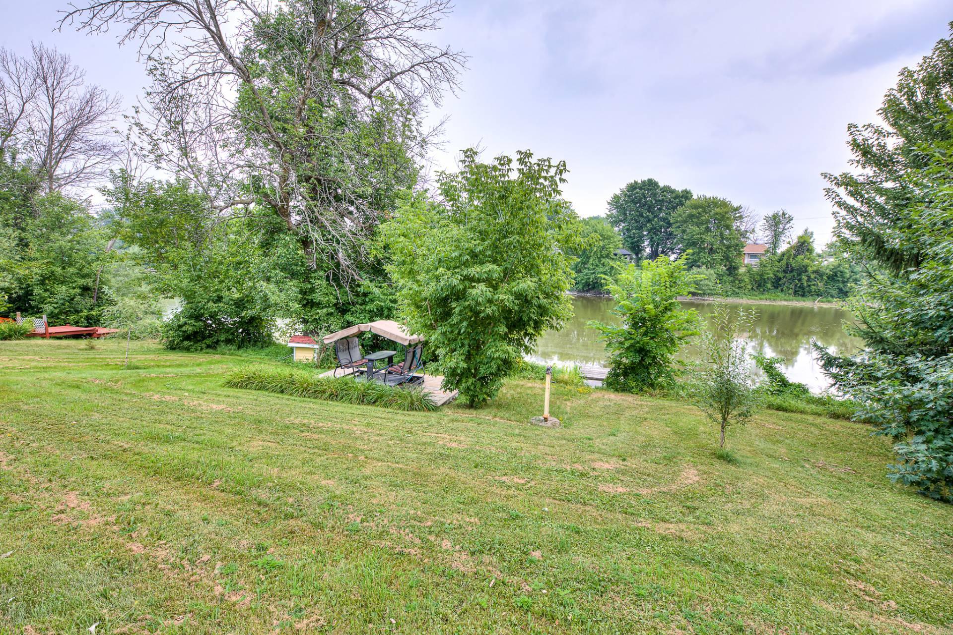 









212


Rue St-François

,
Rigaud,




QC
J0P1P0

